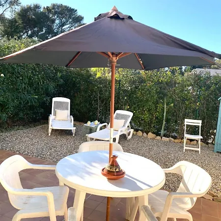 La Plage, Calme Et Jardin サナリー・シュル・メール