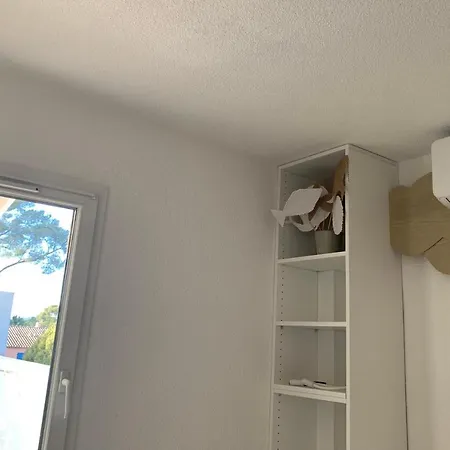 La Plage, Calme Et Jardin