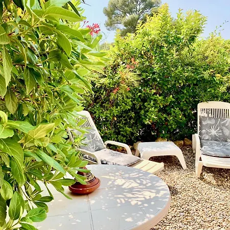 La Plage, Calme Et Jardin アパート *